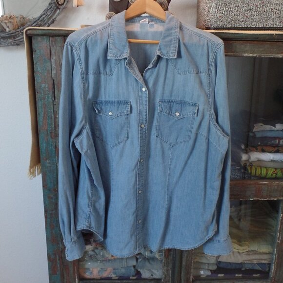 GAP Tops - Gap Peral Snap Shirt Western with Breast Pocket XXL